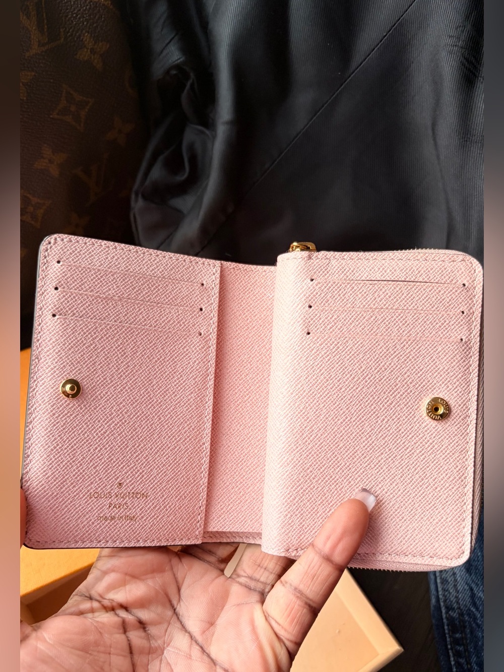 Louis Vuitton Monogram Lou Pink Bi-Fold Card Wallet - Picture 3 of 8